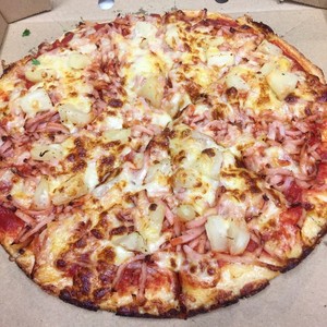 Donini's Pizza Pic 5 - Hawaiian pizza