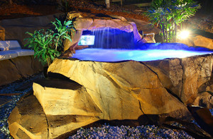 Rock Spa and Caves Pic 2