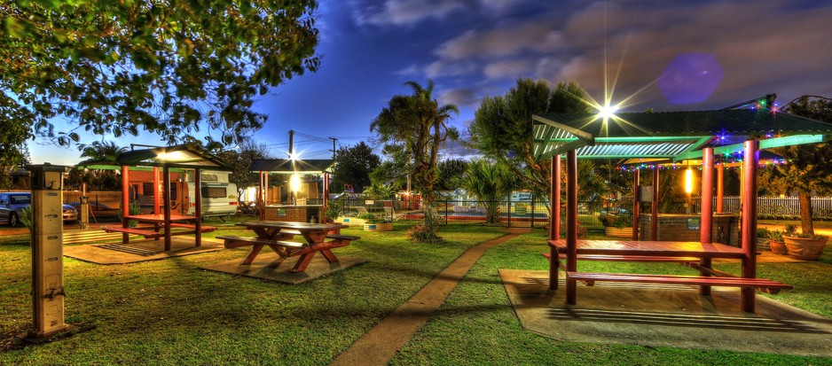 BIG4 Toowoomba Garden City Holiday Park Pic 1 - BIG4 Toowoomba Holiday Park BBQ facilities near swimming pool