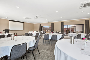 Comfort Inn Aden Hotel Mudgee Pic 2 - Host your next function at Palate Restaurant