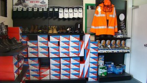 Arbor Plus Pic 4 - Safety Boots to High Viz we have it visit our online shop