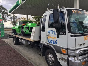 Pete's Towing Pic 5