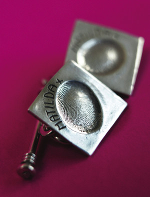 Fingerprint Jewellery At Smallprint Pic 5 - cufflinks engraved