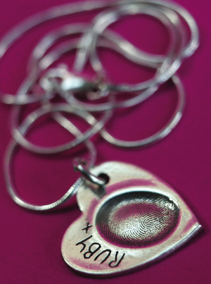 Fingerprint Jewellery At Smallprint Pic 4 - heart pendant engraved