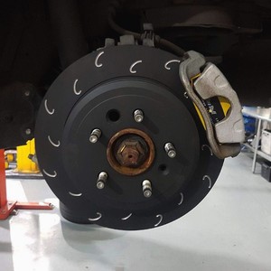 Vmax Brakes Pic 3 - DIsk Brakes