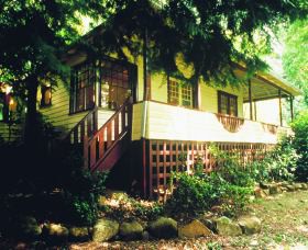 Cottages Of Mt Dandenong Pic 1 - Hermit House Cottage