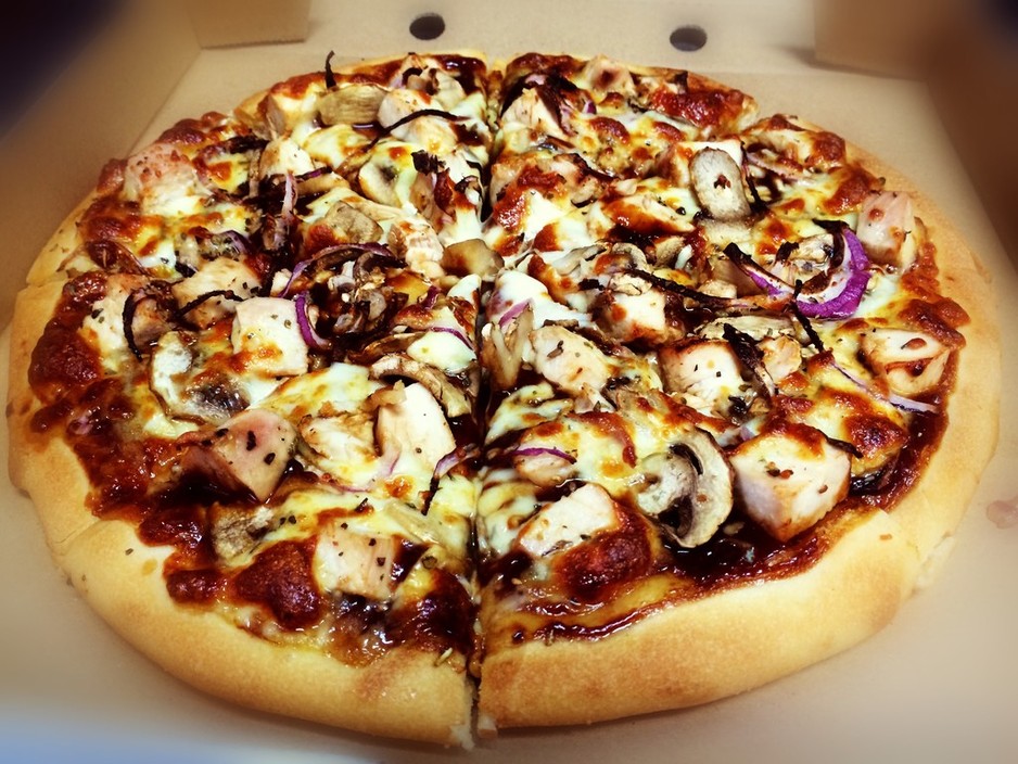 Slice Pizza and Pasta Pic 1 - BBQ chicken pizza