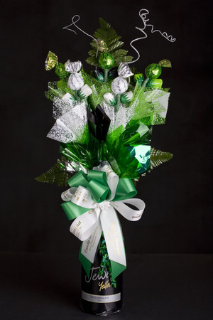 Candy Bouquet Currimundi Pic 2 - champagne gift ideas