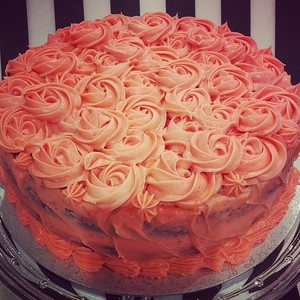 Couture Bakes Pic 3 - Rosette Red Velvet and Cream Cheese Frosting