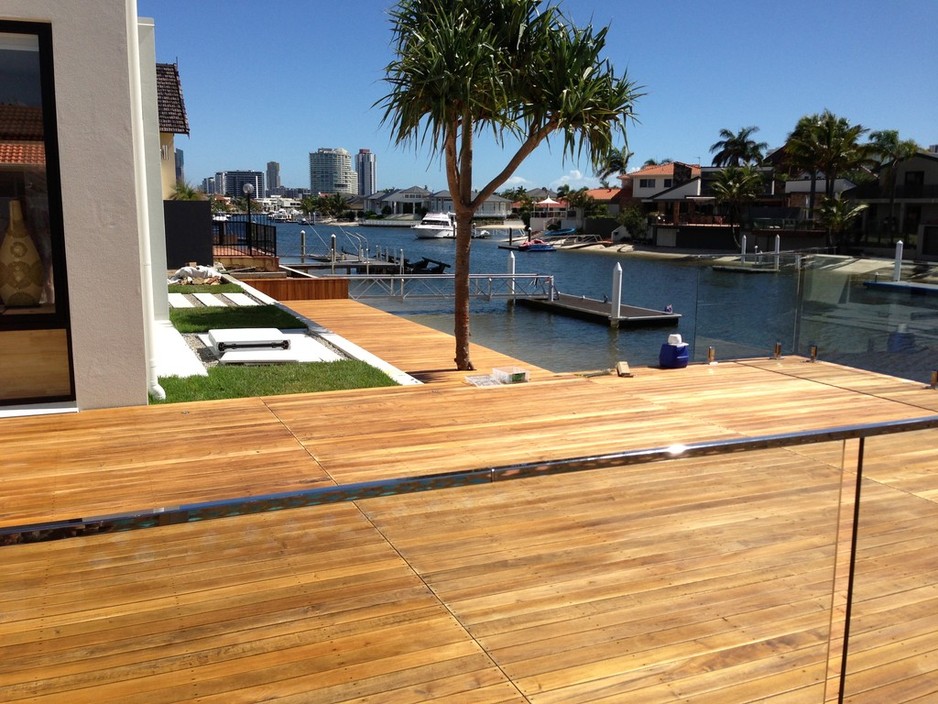 QUALITY CARPENTRY SERVICES Pic 1 - Hardwood timber deck