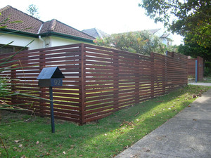 Beachside Timber Fencing Pic 2