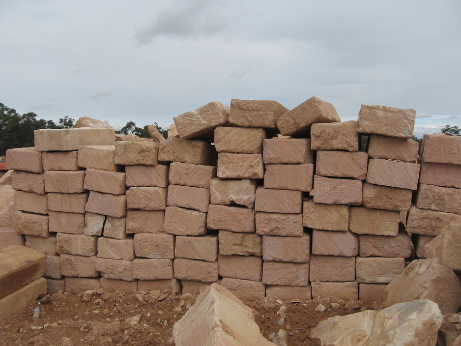 Sandstone World Pic 1 - Sandstone Boulders