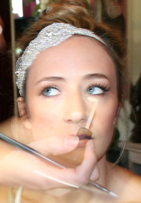 Facefully Yours Pic 1 - Facefully Yours Newcastle Beaches mobile makeup