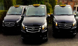 Melbourne Chauffeurs Hire Pic 5 - Luxury Van Hire Melbourne