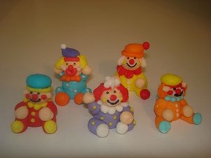 Sugar Craft by Rosie Pic 2 - clown theme toppers edible