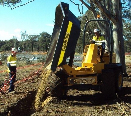 G P Earthworks Pic 1 - Precise skip control