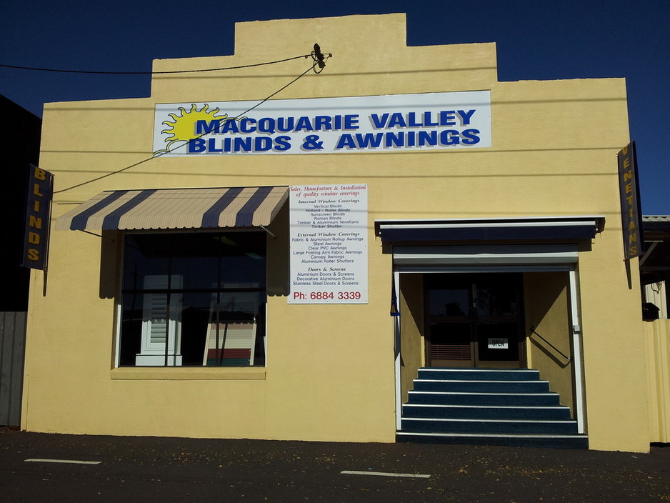 Macquarie Valley Blinds & Awnings Pic 1