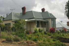 Hamilton Heritage Holiday Homes - Bonnie Brae Lodge Pic 1 - Hamilton Heritage Holiday Homes Boutique Backpackers