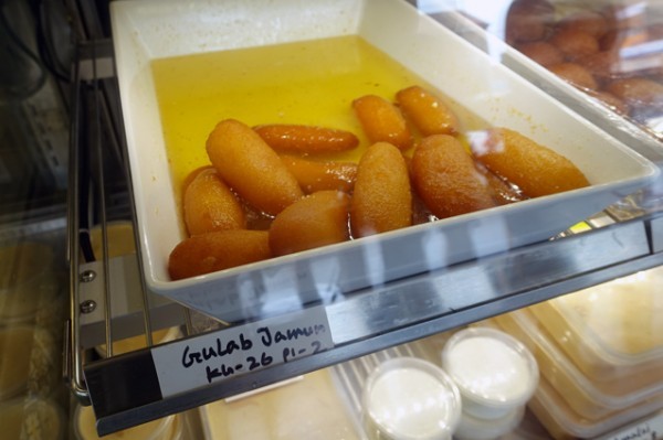 Dhaka Delight Pic 1 - Gulab jamun