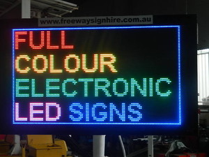 Freeway Sign Hire Pic 2 - full colour electronic led sign