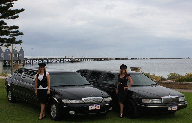 Cruising the Cape Limo Service Pic 1