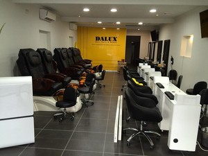 Dalux Hair, Nails & Beauty Pic 3