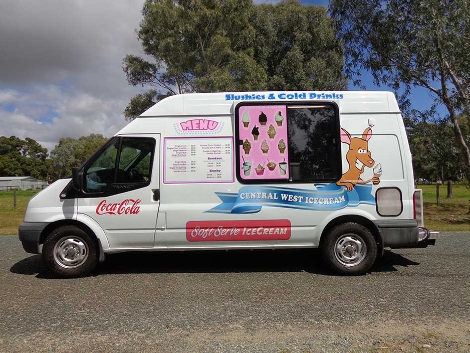 Suzy's Ice Cream Van Pic 1 - Suzys Ice Cream Van Perth