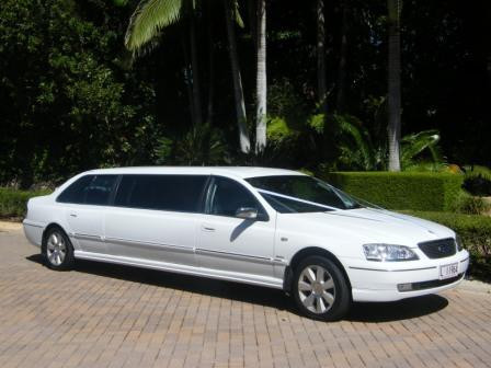 Noosa V.I.P. Limousines Pic 1