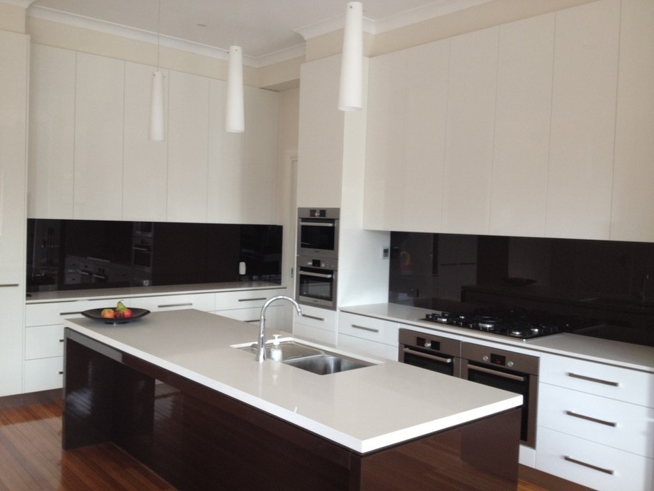 Serious About Splashbacks Pic 1