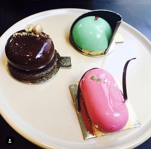 KOI Dessert Bar Pic 4 - Instagram