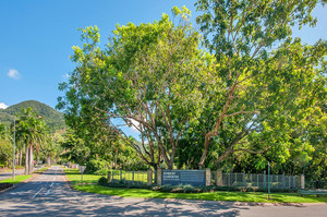 Bragg Real Estate Pic 2 - Forest Gardens Boulevard office located to the right