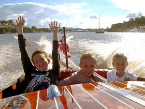 Noosa Dreamboats Pic 3 - Noosa tours and family fun with Noosa Dreamboats