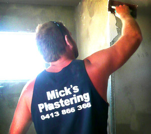 Mick's Plastering Pic 2