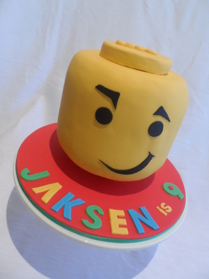 Finesse Cakes by Ingrid Pic 4 - 3D Lego Head Cake