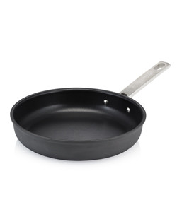 Mrs Ds food Adventure-The Chefs Toolbox- Dorothy Williams Pic 1 - 25cm frypan