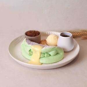 Kumo Desserts Pic 4 - Puffy Pandan Available after 7PM