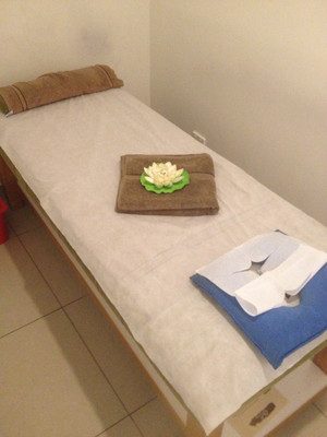 Health Harbour Pic 3 - Therapy beds