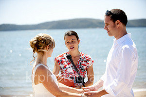 A Perfect Ceremony with Patty Kikos  Sydney Celebrant Pic 4