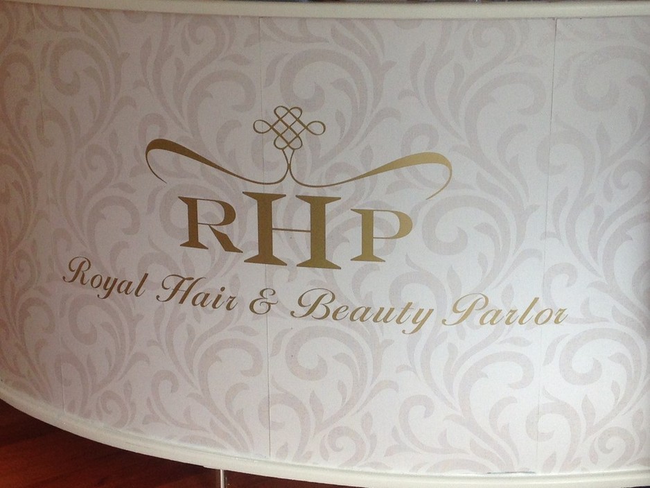 Royal Hair & Beauty Parlor Pic 1