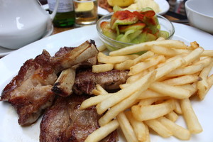 Twenty One (21) Espresso Pic 3 - Lamb Cutlets with Fries and a Cucumber Salad