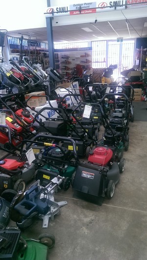 Lawn Mower Land Pic 4