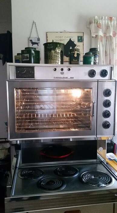 Oven Clean Tasmania Pic 2 - this is my old oven 60 years old and still shiny