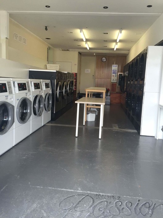 North Dandenong laundromat Pic 1 - LAUNDRY MADE EASY