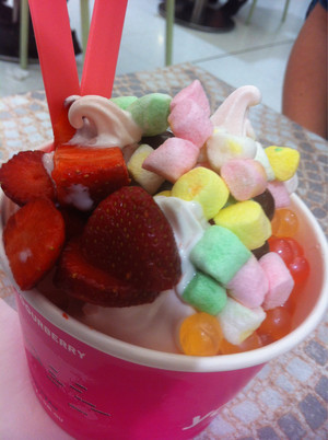 YogurBerry Pic 2 - Do I HAVE to share