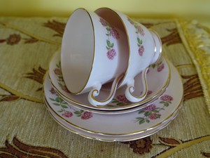 Winston Cottage Pic 5 - Enjoy a nice cup of tea from china teacups