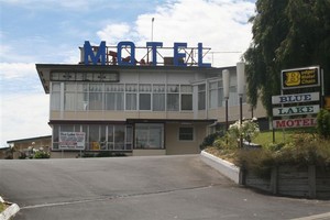 Blue Lake Motel Pic 5