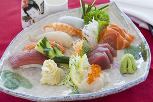 TetsuAki Japanese Cuisine Pic 2 - Sushi Sashimi