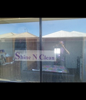 Shine N Clean Window Cleaning Pic 2