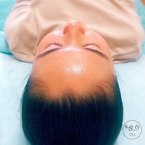 House of Samara Pic 4 - House of Samara Dermalux Light Therapy Facial