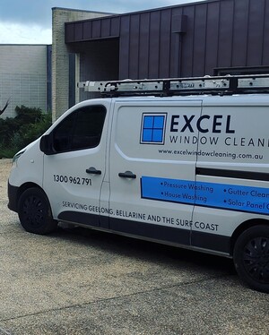 Excel Window Cleaning Pic 4